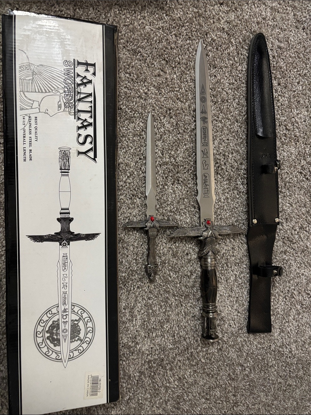 Fantasy Decorative Sword Set in Silver and Black